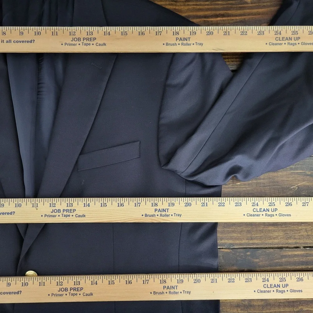 JOS A‎ BANK Signature Men's Sport Coat Blazer Two Button Navy Wool Size 43R